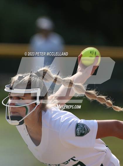 Thumbnail 2 in Lynnfield @ Pentucket Regional photogallery.