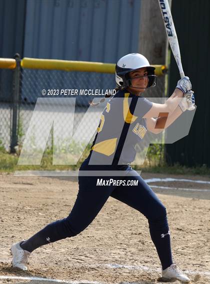Thumbnail 2 in Lynnfield @ Pentucket Regional photogallery.