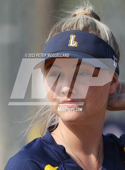 Thumbnail 1 in Lynnfield @ Pentucket Regional photogallery.