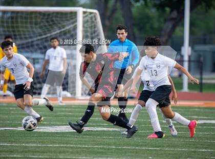 Thumbnail 1 in Progreso vs. Hidalgo (UIL Region IV 4A D1 Soccer Quarterfinals) photogallery.