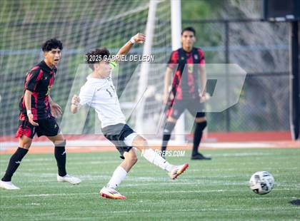 Thumbnail 3 in Progreso vs. Hidalgo (UIL Region IV 4A D1 Soccer Quarterfinals) photogallery.