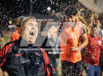 Thumbnail 3 in Progreso vs. Hidalgo (UIL Region IV 4A D1 Soccer Quarterfinals) photogallery.