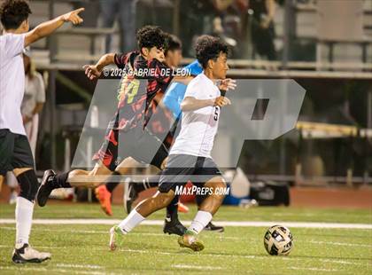 Thumbnail 3 in Progreso vs. Hidalgo (UIL Region IV 4A D1 Soccer Quarterfinals) photogallery.