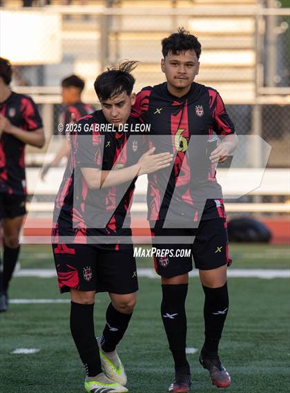 Thumbnail 3 in Progreso vs. Hidalgo (UIL Region IV 4A D1 Soccer Quarterfinals) photogallery.