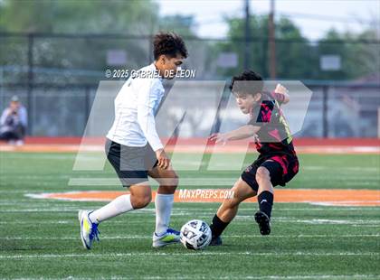 Thumbnail 1 in Progreso vs. Hidalgo (UIL Region IV 4A D1 Soccer Quarterfinals) photogallery.