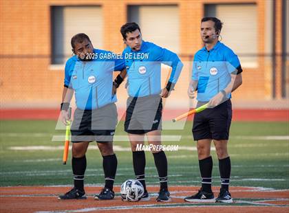Thumbnail 3 in Progreso vs. Hidalgo (UIL Region IV 4A D1 Soccer Quarterfinals) photogallery.