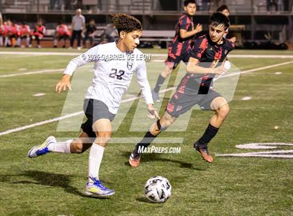 Thumbnail 3 in Progreso vs. Hidalgo (UIL Region IV 4A D1 Soccer Quarterfinals) photogallery.