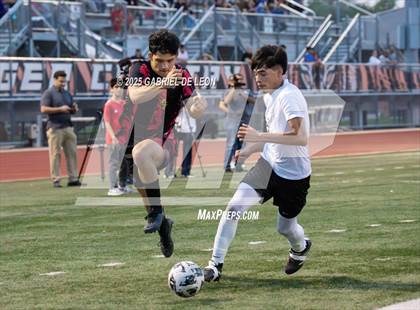 Thumbnail 3 in Progreso vs. Hidalgo (UIL Region IV 4A D1 Soccer Quarterfinals) photogallery.