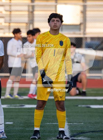 Thumbnail 3 in Progreso vs. Hidalgo (UIL Region IV 4A D1 Soccer Quarterfinals) photogallery.