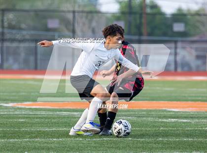 Thumbnail 2 in Progreso vs. Hidalgo (UIL Region IV 4A D1 Soccer Quarterfinals) photogallery.