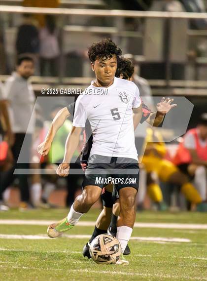 Thumbnail 1 in Progreso vs. Hidalgo (UIL Region IV 4A D1 Soccer Quarterfinals) photogallery.