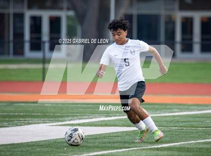 Thumbnail 2 in Progreso vs. Hidalgo (UIL Region IV 4A D1 Soccer Quarterfinals) photogallery.