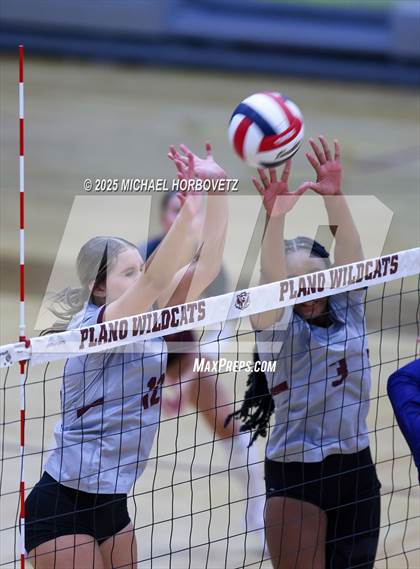 Thumbnail 2 in Allen @ Plano photogallery.
