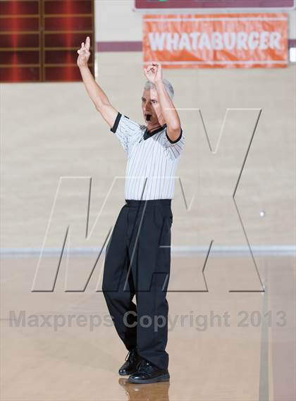 Thumbnail 2 in Wylie vs. Argyle (Whataburger Tournament) photogallery.