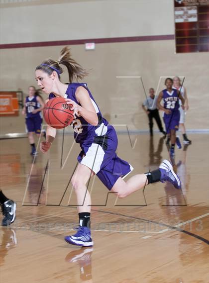 Thumbnail 1 in Wylie vs. Argyle (Whataburger Tournament) photogallery.