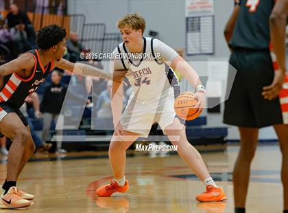 Thumbnail 1 in Stratford vs. Beech photogallery.