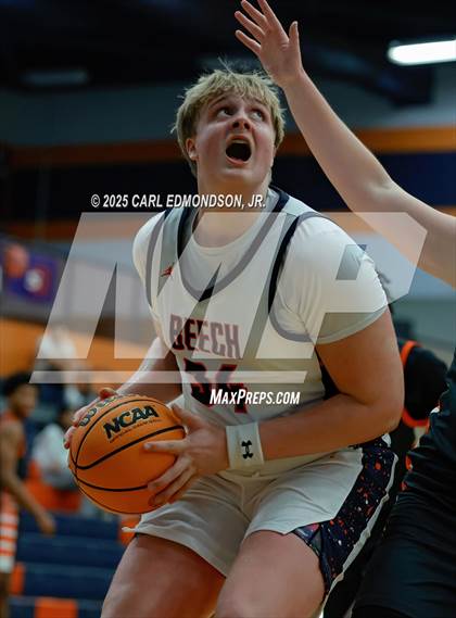 Thumbnail 1 in Stratford vs. Beech photogallery.