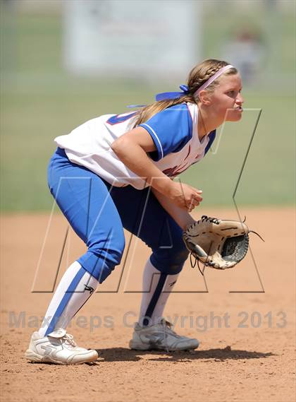 Thumbnail 2 in Torrance @ Los Alamitos (Game 2) photogallery.