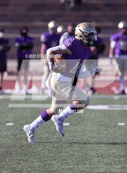 Thumbnail 3 in Durango vs Holy Family (CHSAA 3A Semifinal) photogallery.