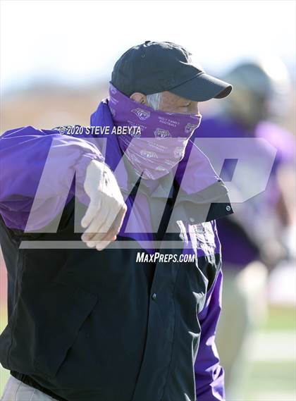 Thumbnail 2 in Durango vs Holy Family (CHSAA 3A Semifinal) photogallery.