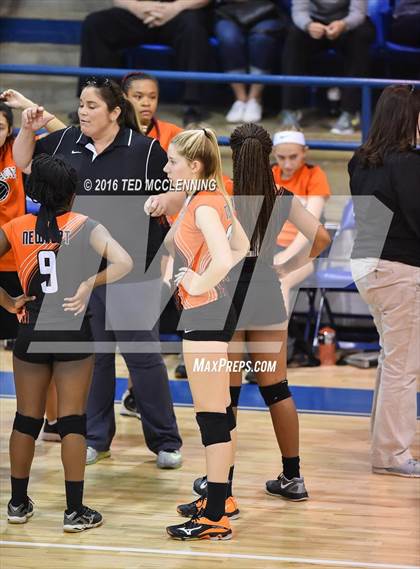 Thumbnail 2 in Bergman vs. Newport (AHSAA 3A 2nd Round Playoff) photogallery.