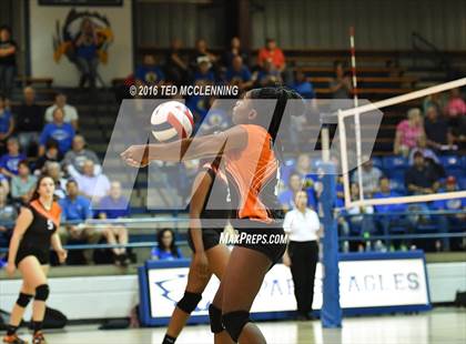 Thumbnail 3 in Bergman vs. Newport (AHSAA 3A 2nd Round Playoff) photogallery.