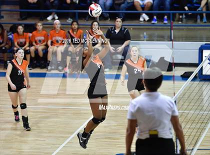 Thumbnail 1 in Bergman vs. Newport (AHSAA 3A 2nd Round Playoff) photogallery.