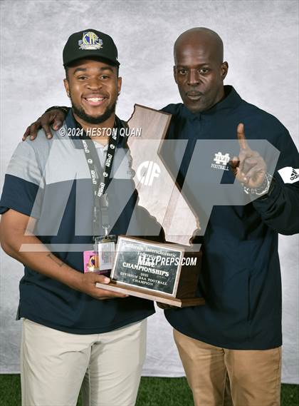Thumbnail 1 in Mater Dei Catholic (CIF State D2-AA Awards)  photogallery.