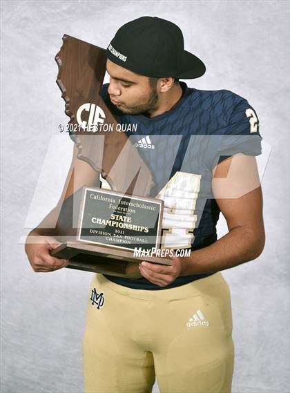 Thumbnail 1 in Mater Dei Catholic (CIF State D2-AA Awards)  photogallery.