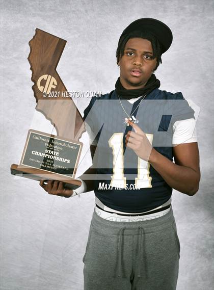 Thumbnail 3 in Mater Dei Catholic (CIF State D2-AA Awards)  photogallery.