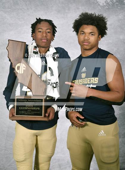 Thumbnail 3 in Mater Dei Catholic (CIF State D2-AA Awards)  photogallery.