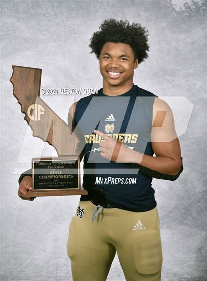 Thumbnail 3 in Mater Dei Catholic (CIF State D2-AA Awards)  photogallery.