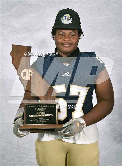 Thumbnail 2 in Mater Dei Catholic (CIF State D2-AA Awards)  photogallery.