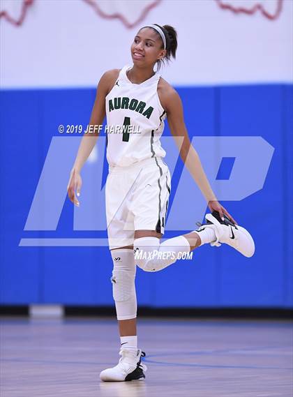 Thumbnail 2 in Canfield vs. Aurora  (OHSAA Division 1 District Semifinal) photogallery.