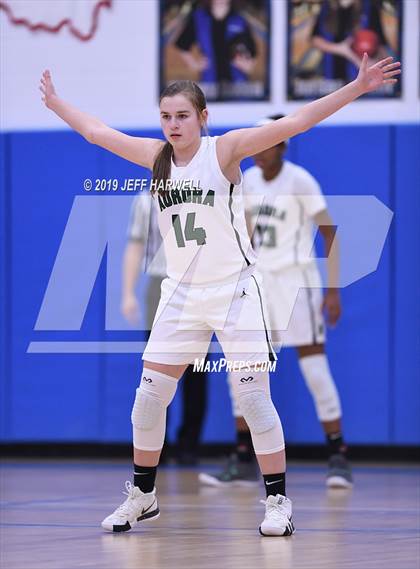 Thumbnail 1 in Canfield vs. Aurora  (OHSAA Division 1 District Semifinal) photogallery.