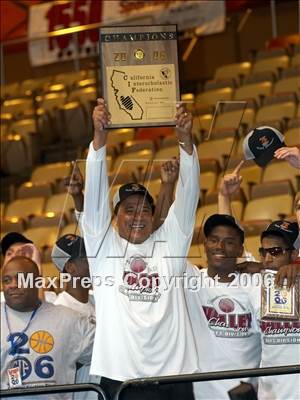 Thumbnail 3 in East Bakersfield vs Tulare Western (CS D2 Final) photogallery.