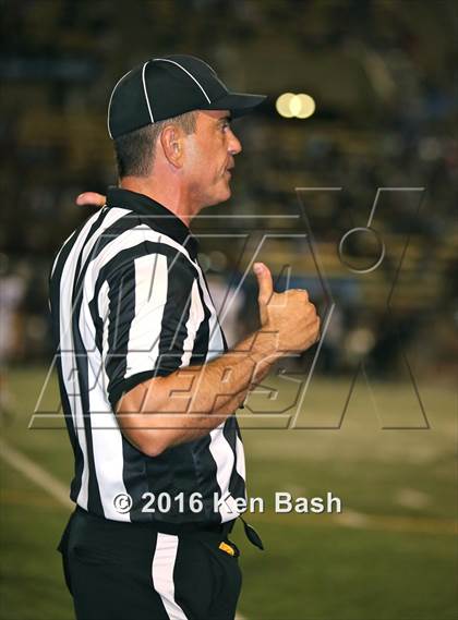 Thumbnail 1 in Camarillo @ Saugus photogallery.