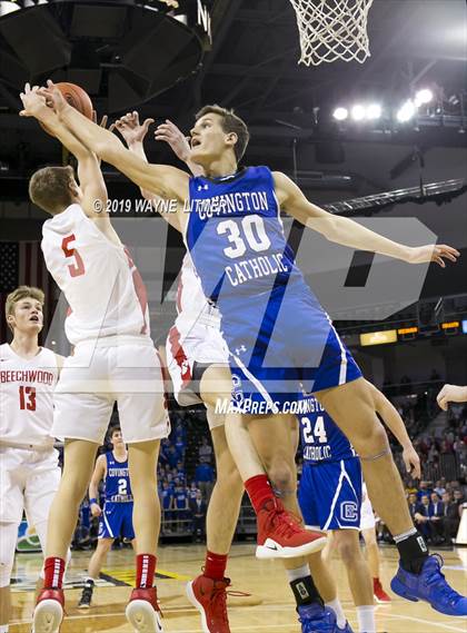 Thumbnail 1 in Covington Catholic vs Beechwood (KHSAA Ninth Region) photogallery.