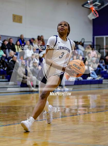 Thumbnail 1 in Maplesville vs Jemison (Chilton County Tournament Semifinal) photogallery.