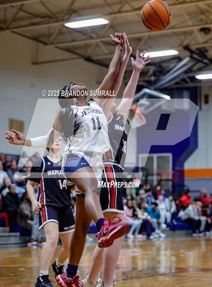 Thumbnail 1 in Maplesville vs Jemison (Chilton County Tournament Semifinal) photogallery.