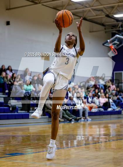 Thumbnail 3 in Maplesville vs Jemison (Chilton County Tournament Semifinal) photogallery.