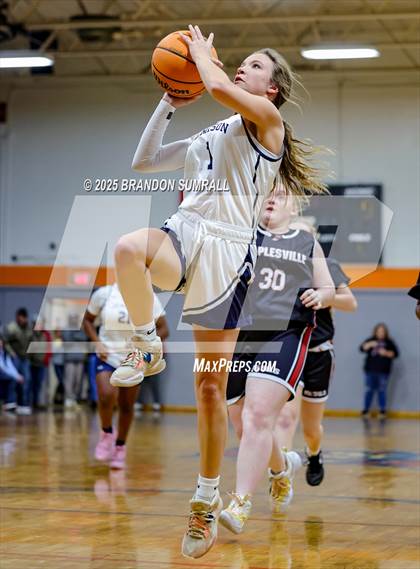Thumbnail 2 in Maplesville vs Jemison (Chilton County Tournament Semifinal) photogallery.