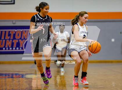 Thumbnail 1 in Maplesville vs Jemison (Chilton County Tournament Semifinal) photogallery.