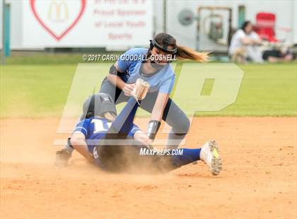 Thumbnail 1 in E.A. Laney vs. Bertie photogallery.