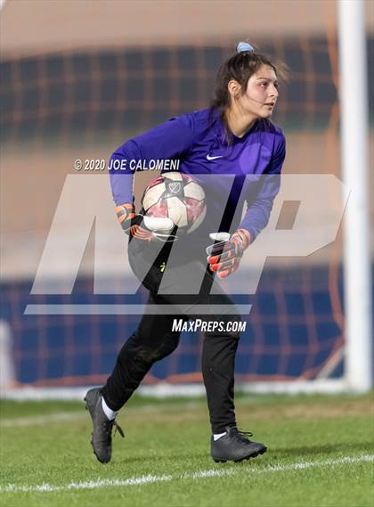 Thumbnail 2 in South San Antonio vs Lee [Robert E.] photogallery.