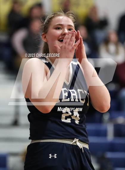 Thumbnail 2 in Sutherland vs. Our Lady of Mercy (Section 5 Class A Semifinal) photogallery.