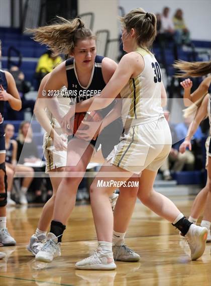 Thumbnail 3 in Sutherland vs. Our Lady of Mercy (Section 5 Class A Semifinal) photogallery.