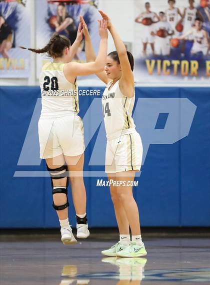 Thumbnail 3 in Sutherland vs. Our Lady of Mercy (Section 5 Class A Semifinal) photogallery.