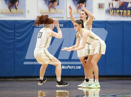 Thumbnail 2 in Sutherland vs. Our Lady of Mercy (Section 5 Class A Semifinal) photogallery.