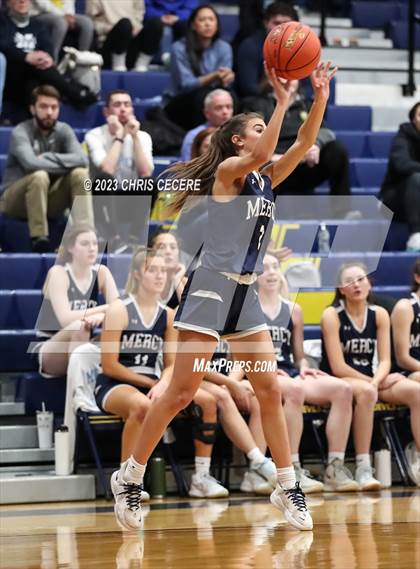 Thumbnail 1 in Sutherland vs. Our Lady of Mercy (Section 5 Class A Semifinal) photogallery.